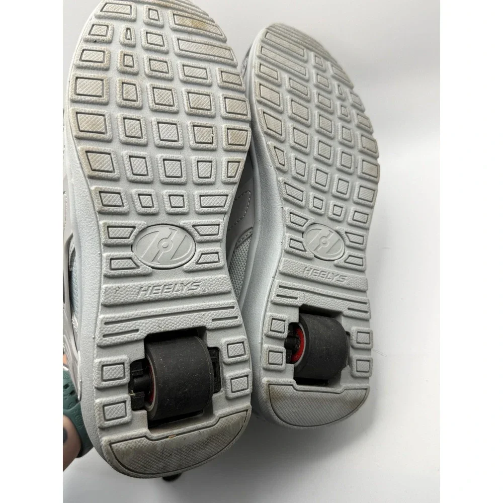 Heelys Roller Shoes Kids Youth 6 Grey Black Paint Splatter Sneakers with Tool